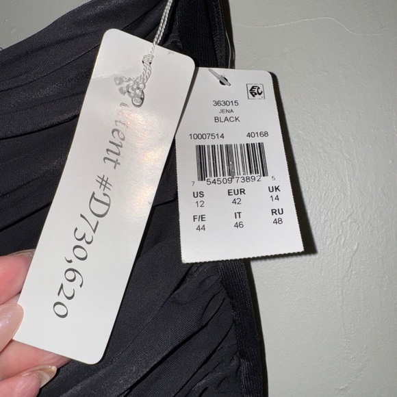 Miraclesuit One Piece Swimsuit - Picture 5 of 6